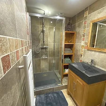 לינה וארוחת בוקר Le Relais Des Chevaliers 