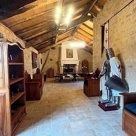 Le Relais Des Chevaliers 