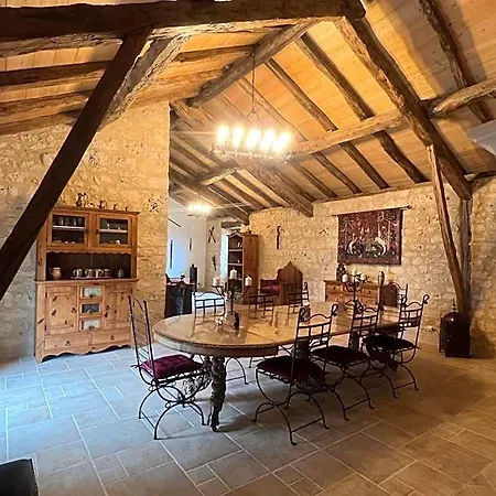 Le Relais Des Chevaliers 